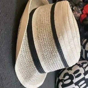 BCBGMaxazria Cream White Fedora Hat – One Size BCBG MAXAZRIA Fedora Hat Ivory, Gray, Black | eBay main image 3